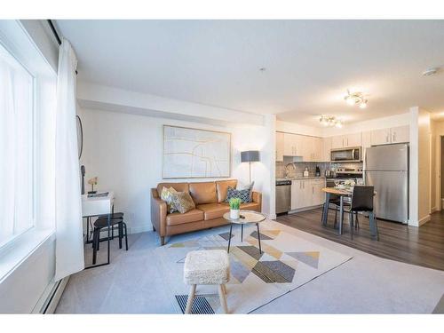 2317-4641 128 Avenue Ne, Calgary, AB - Indoor Photo Showing Living Room