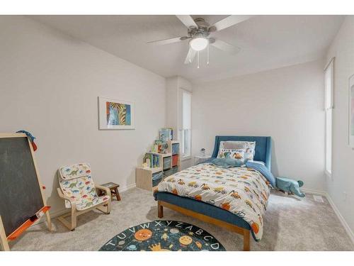 2805 4 Avenue Nw, Calgary, AB - Indoor Photo Showing Bedroom