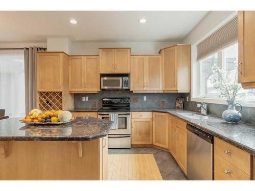 2805 4 Avenue Nw, Calgary, AB - Indoor Photo Showing Kitchen With Double Sink