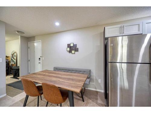 3304-60 Panatella Street Nw, Calgary, AB - Indoor Photo Showing Dining Room