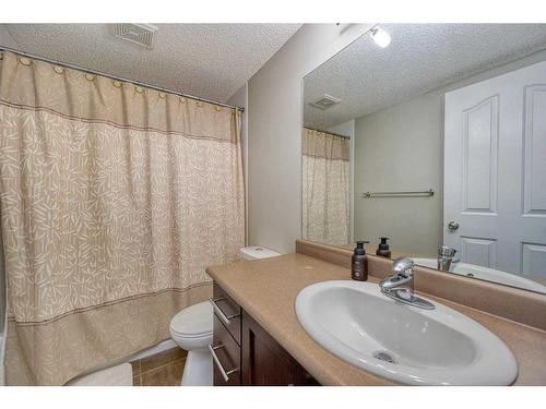 3304-60 Panatella Street Nw, Calgary, AB - Indoor Photo Showing Bathroom