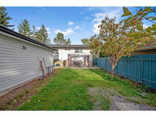 3323 Temple Way Ne, Calgary, AB - Outdoor