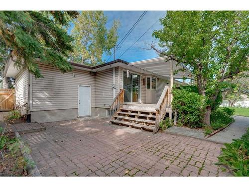 3416 Charleswood Crescent Nw, Calgary, AB - Outdoor With Deck Patio Veranda