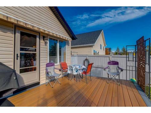 67 Somercrest Close Sw, Calgary, AB - Outdoor With Deck Patio Veranda With Exterior