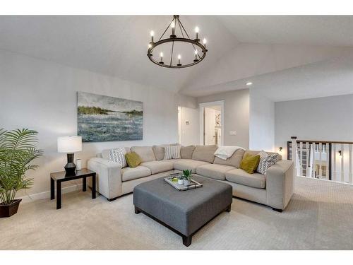 163 Auburn Sound Manor Se, Calgary, AB - Indoor Photo Showing Living Room