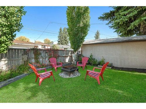 3923 Brooklyn Crescent Nw, Calgary, AB - Outdoor