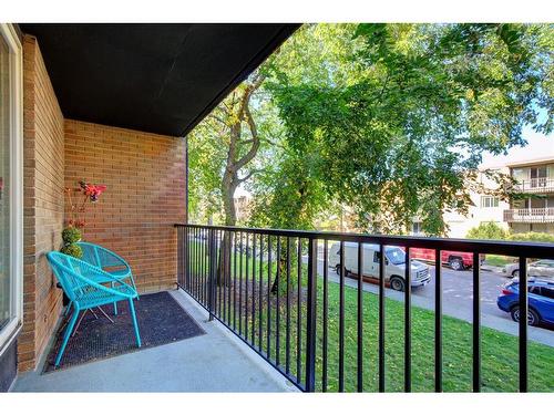 210-515 57 Avenue Sw, Calgary, AB - Outdoor With Balcony With Exterior