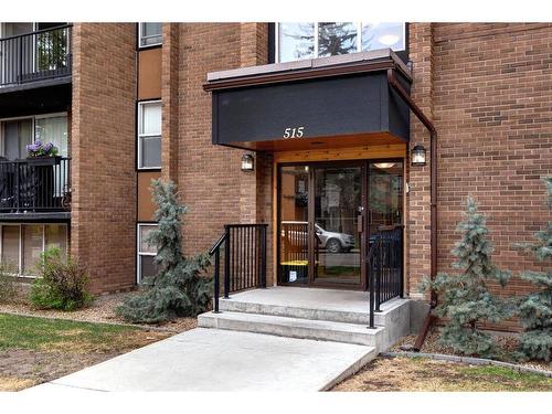 210-515 57 Avenue Sw, Calgary, AB - Outdoor With Balcony