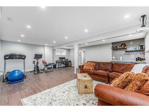 11 Aspen Hills Close Sw, Calgary, AB - Indoor