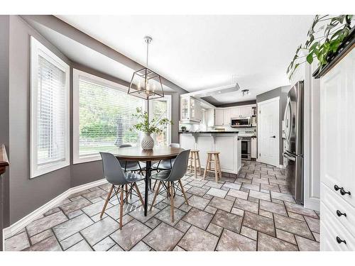 412 Christie Knoll Point Sw, Calgary, AB - Indoor Photo Showing Dining Room