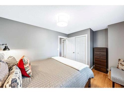 412 Christie Knoll Point Sw, Calgary, AB - Indoor Photo Showing Bedroom