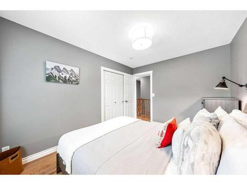 412 Christie Knoll Point Sw, Calgary, AB - Indoor Photo Showing Bedroom