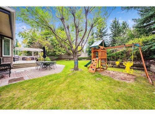 412 Christie Knoll Point Sw, Calgary, AB - Outdoor With Backyard