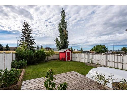 119 Erin Road Se, Calgary, AB - Outdoor With Deck Patio Veranda With Backyard