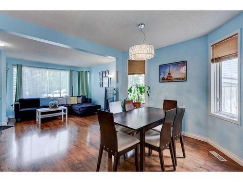 119 Erin Road Se, Calgary, AB - Indoor Photo Showing Dining Room