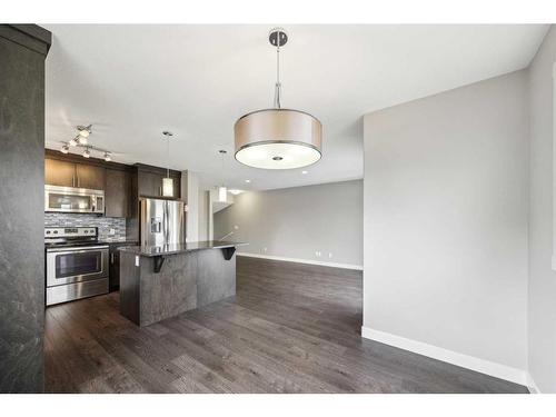 907 Evanston Manor Nw, Calgary, AB - Indoor Photo Showing Kitchen With Stainless Steel Kitchen With Upgraded Kitchen