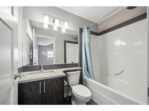 907 Evanston Manor Nw, Calgary, AB - Indoor Photo Showing Bathroom