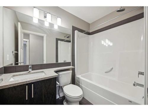 907 Evanston Manor Nw, Calgary, AB - Indoor Photo Showing Bathroom