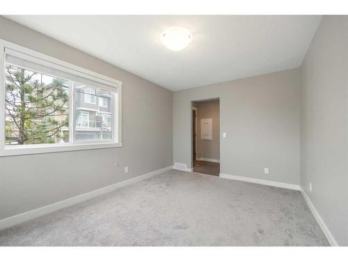 907 Evanston Manor Nw, Calgary, AB - Indoor Photo Showing Other Room