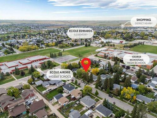 412 2 Avenue Ne, Airdrie, AB - Outdoor With View