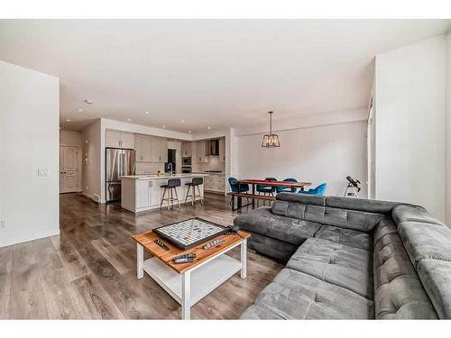 216 Masters Crescent Se, Calgary, AB - Indoor Photo Showing Living Room