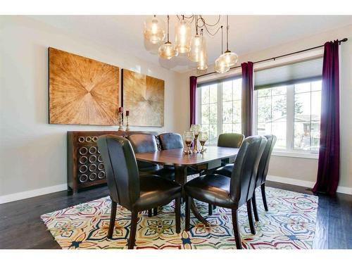 1431B 39 Street Sw, Calgary, AB - Indoor Photo Showing Dining Room