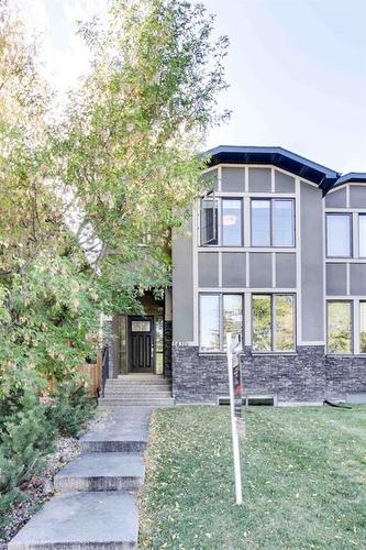 1431B 39 Street Sw, Calgary, AB - Outdoor