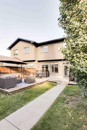 1431B 39 Street Sw, Calgary, AB - Outdoor