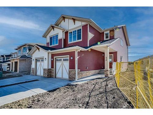 954 Bayview Rise Sw, Airdrie, AB - Outdoor With Facade