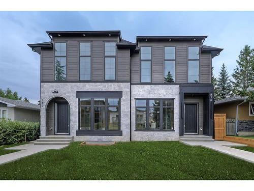 916 42 Street Sw, Calgary, AB - Outdoor With Facade