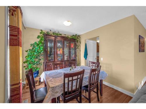 63 Whitnel Close Ne, Calgary, AB - Indoor Photo Showing Dining Room