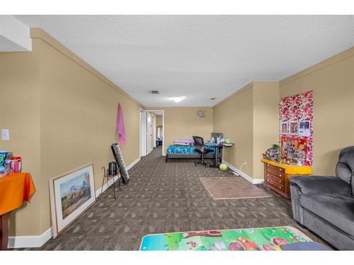 63 Whitnel Close Ne, Calgary, AB - Indoor