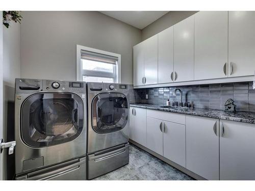 16159 265 Avenue West, Rural Foothills County, AB - Indoor Photo Showing Laundry Room