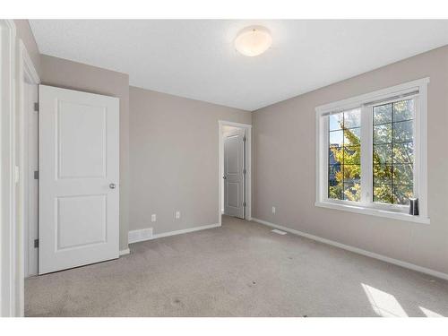 22 Mahogany Drive Se, Calgary, AB - Indoor Photo Showing Other Room