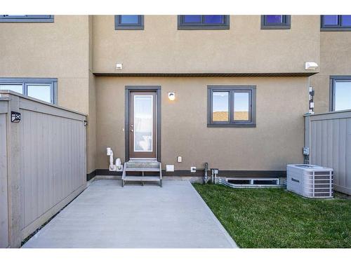 22 Mahogany Drive Se, Calgary, AB - Outdoor