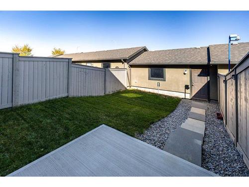 22 Mahogany Drive Se, Calgary, AB - Outdoor