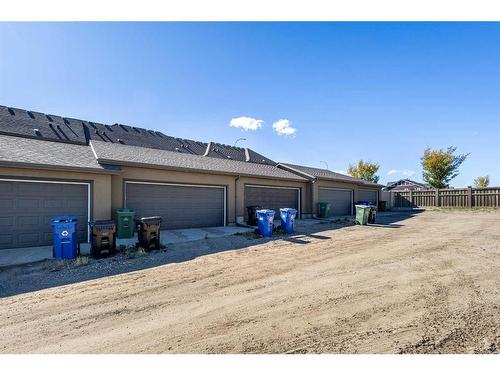 22 Mahogany Drive Se, Calgary, AB - Outdoor