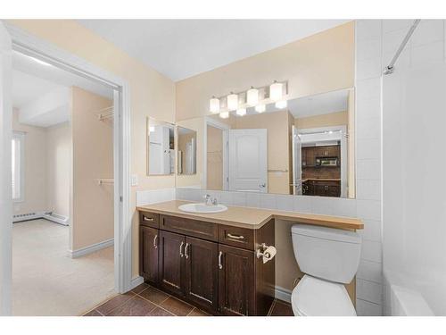 106-60 Royal Oak Plaza Nw, Calgary, AB - Indoor Photo Showing Bathroom