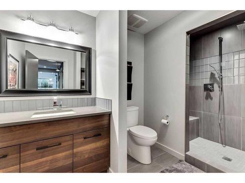 111 Mahogany Bay Se, Calgary, AB - Indoor Photo Showing Bathroom