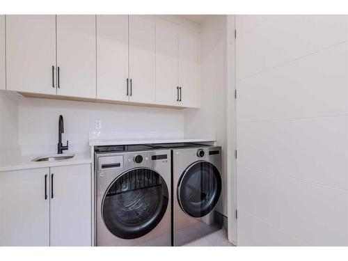 109 Hartford Road Nw, Calgary, AB - Indoor Photo Showing Laundry Room