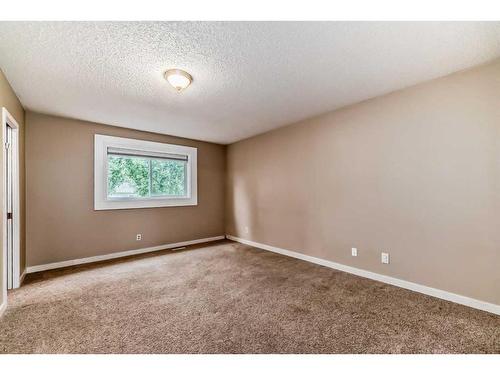 127 Sunmills Place Se, Calgary, AB - Indoor Photo Showing Other Room