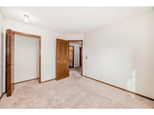 105 Coral Sands Terrace Ne, Calgary, AB - Indoor Photo Showing Other Room