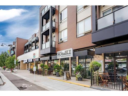 213-1899 45 Street Nw, Calgary, AB - Outdoor With Balcony