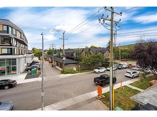 213-1899 45 Street Nw, Calgary, AB - Outdoor With View