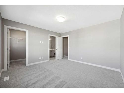 38 Versant View Sw, Calgary, AB 