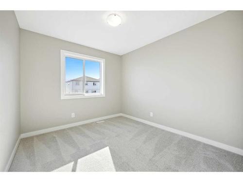 38 Versant View Sw, Calgary, AB 