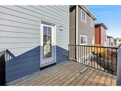 38 Versant View Sw, Calgary, AB 