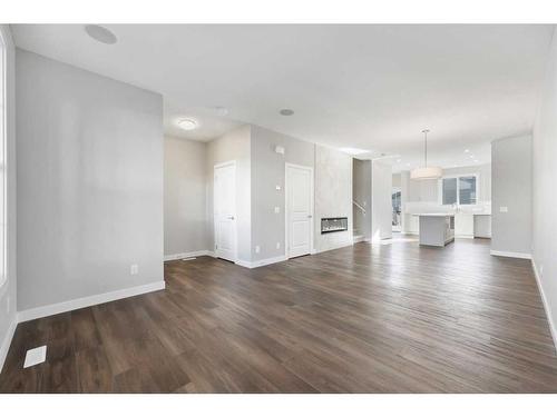 38 Versant View Sw, Calgary, AB 