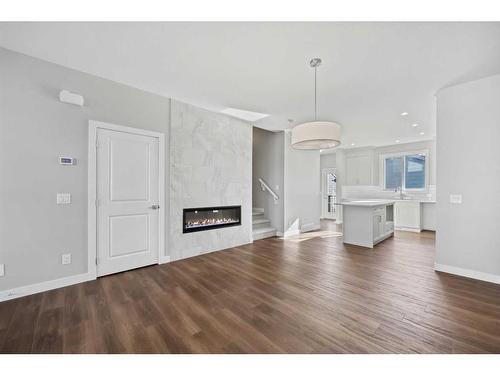 38 Versant View Sw, Calgary, AB 