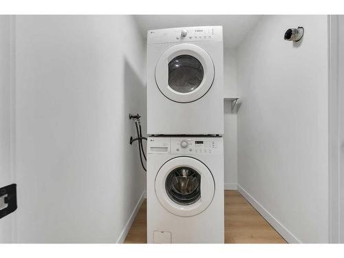 45-3705 Fonda Way Se, Calgary, AB - Indoor Photo Showing Laundry Room